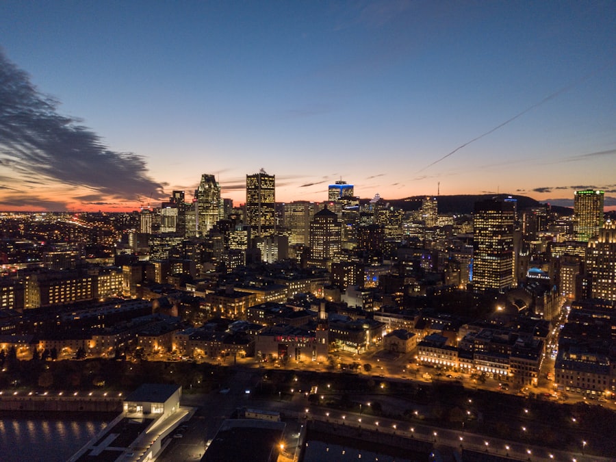 The Montréal skyline at dusk